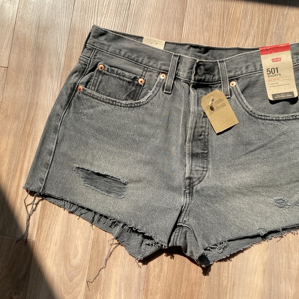 🟢relisted🟢Levi’s distressed high rise 501 jean cotton denim short cutoff 31 - Picture 11 of 17